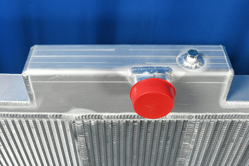 Load image into Gallery viewer, International 4700 Radiator # 603570
