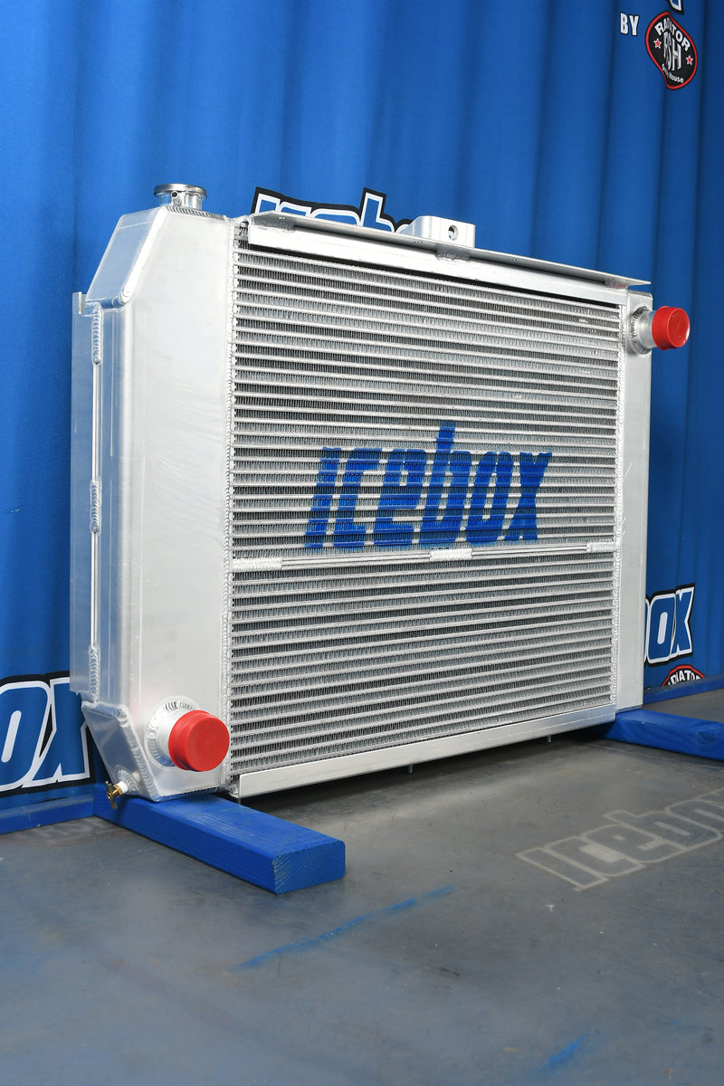 Load image into Gallery viewer, John Deere 670A Motor Grader Radiator # 870138
