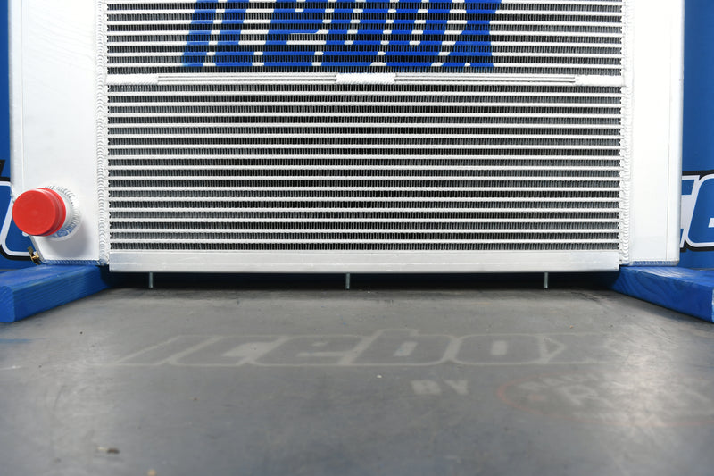 Load image into Gallery viewer, John Deere 670A Motor Grader Radiator # 870138
