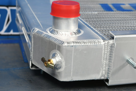 John Deere 670A Motor Grader Radiator