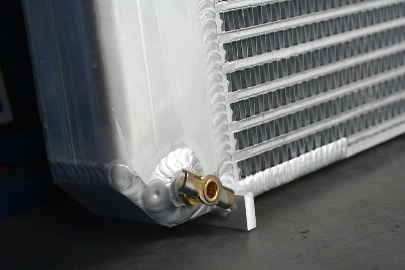 Load image into Gallery viewer, Peterbilt 330, 335, 340 Series Radiator # 606096
