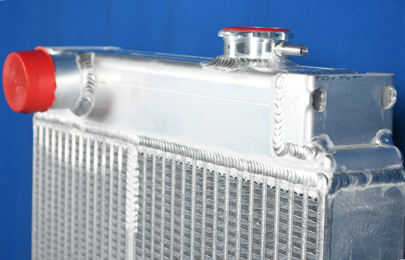 Load image into Gallery viewer, Caterpillar 315 Radiator # 850367
