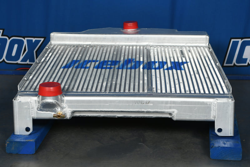 Load image into Gallery viewer, John Deere 7020 Radiator # 870169
