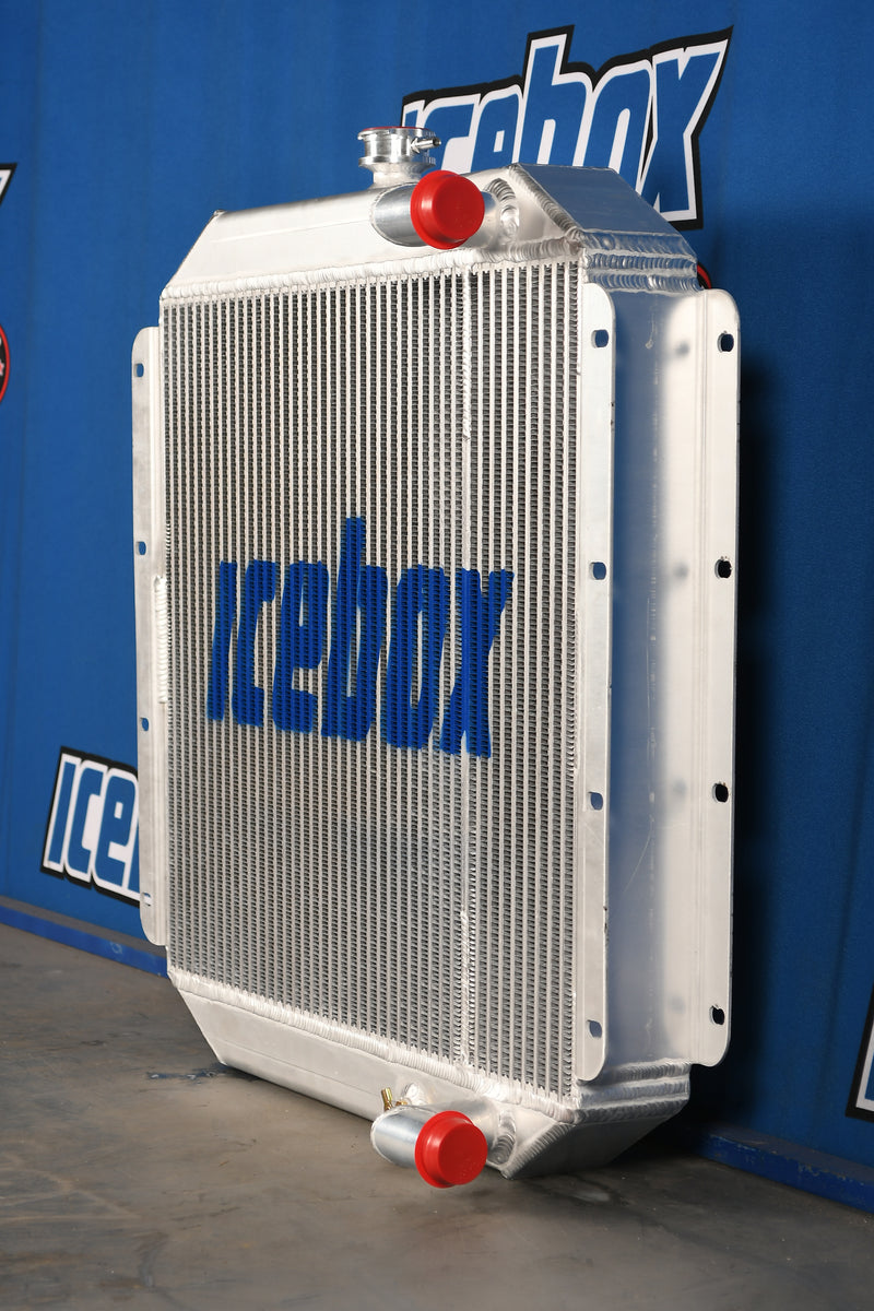Load image into Gallery viewer, Takeuchi TL150, TL 150, TL-150 Radiator # 890549

