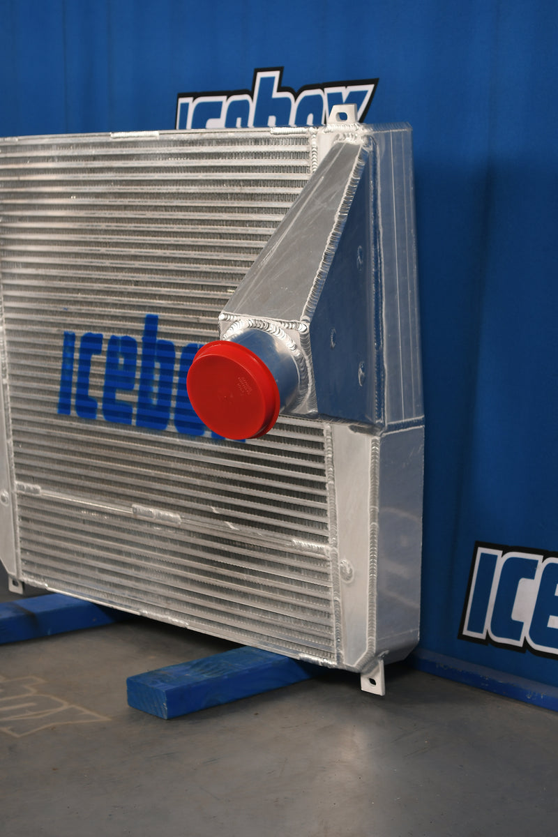 Load image into Gallery viewer, Kenworth T600,T800,C500,W900 Charge Air Cooler # 604121

