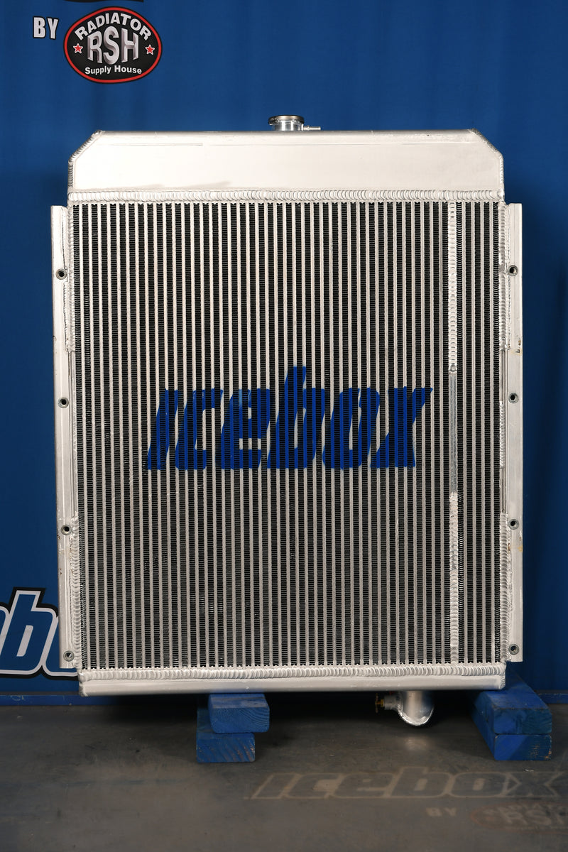 Load image into Gallery viewer, John Deere 644B Radiator # 870134
