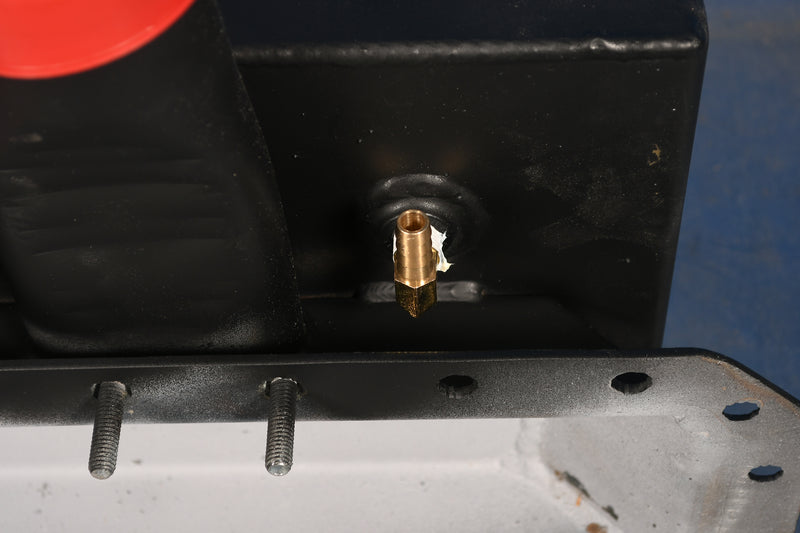 Load image into Gallery viewer, Freightliner Top Tank # 601465
