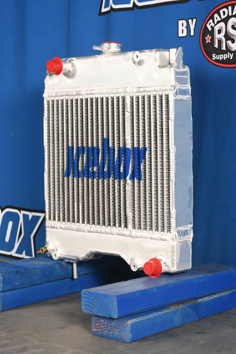 Load image into Gallery viewer, IHI Radiator # 890305

