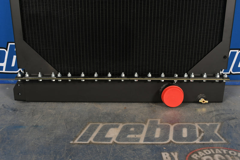 Load image into Gallery viewer, John Deere 6090 Radiator # 871168
