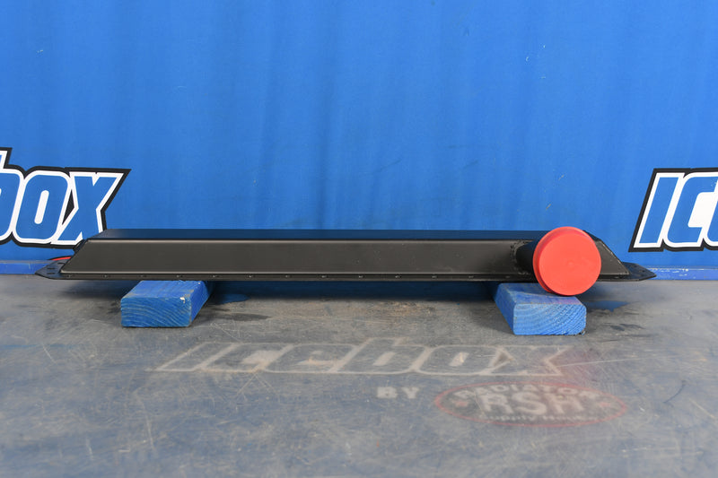 Load image into Gallery viewer, Freightliner Cross Flow Tank # 601473
