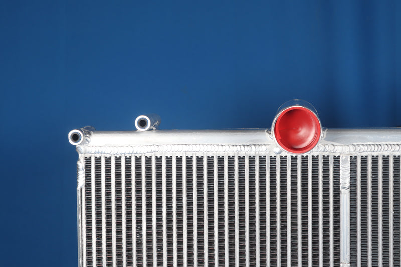 Load image into Gallery viewer, Kenworth / Peterbilt T800, T200, T300, T170, 270, Radiator # 604079
