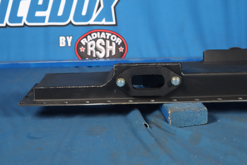 Load image into Gallery viewer, Peterbilt Bottom Tank # 606273
