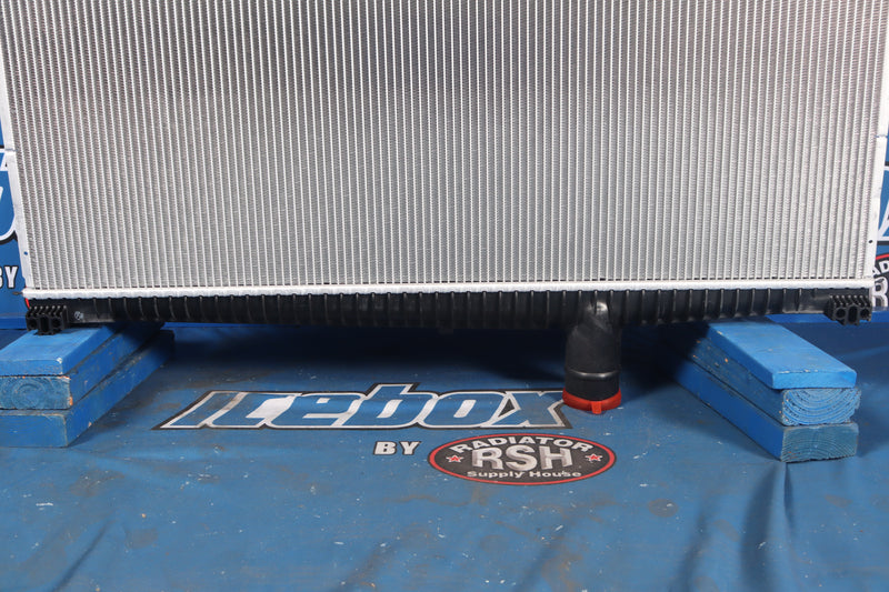 Load image into Gallery viewer, Peterbilt Radiator # 606225
