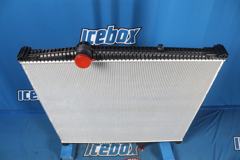 Load image into Gallery viewer, Peterbilt Radiator # 606225
