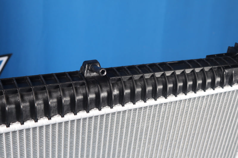 Load image into Gallery viewer, Peterbilt Radiator # 606225
