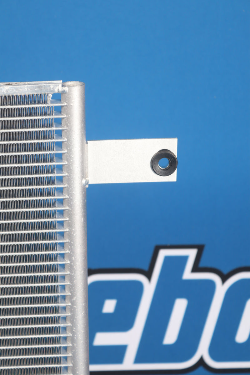 Load image into Gallery viewer, Kenworth T680 / 579 AC Condenser # 604112
