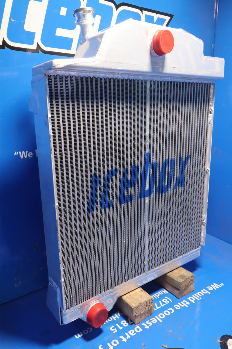 Load image into Gallery viewer, John Deere 7020 Radiator # 870169
