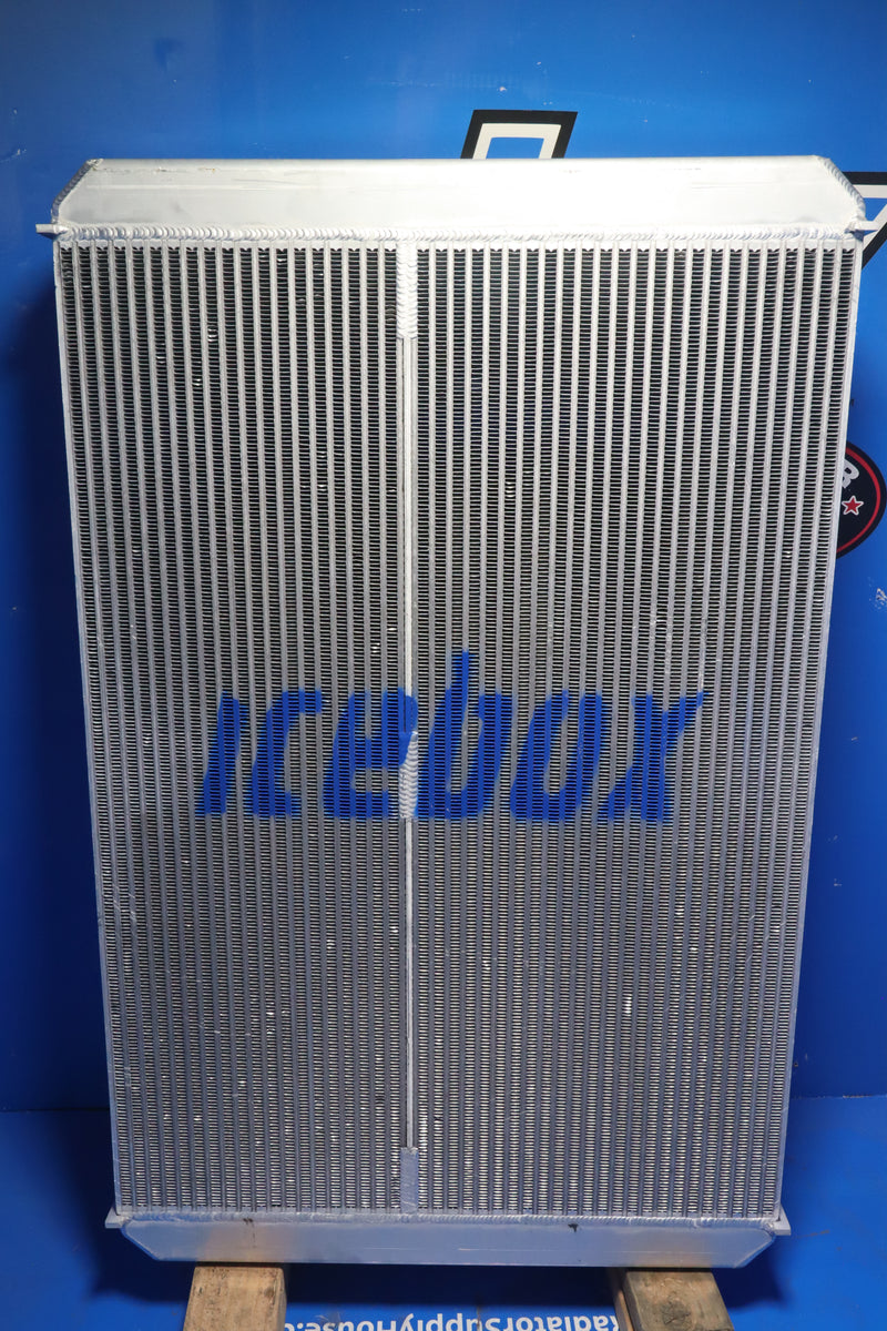 Load image into Gallery viewer, Peterbilt Radiator # 606063

