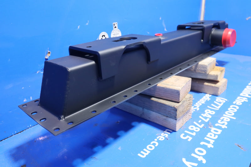 Load image into Gallery viewer, Mack Bottom Tank # 605135
