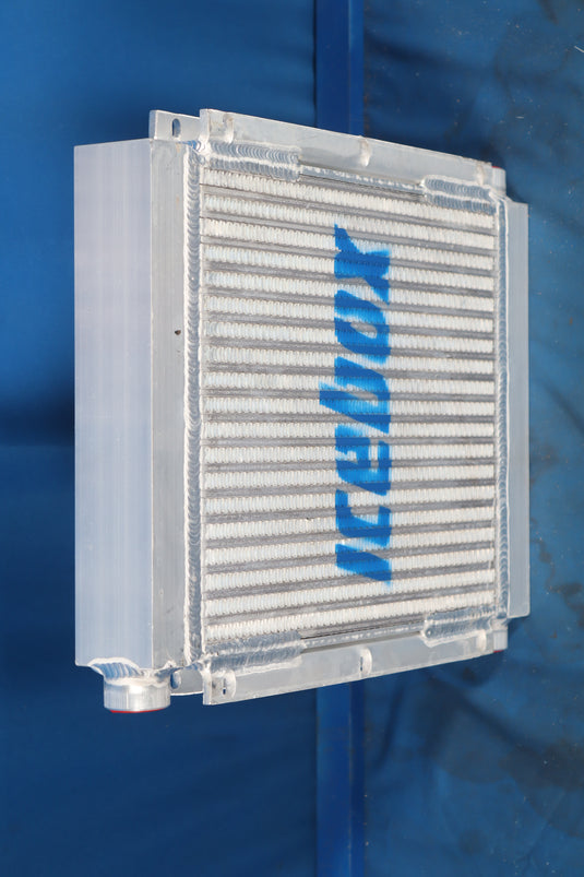 Tritell Feed Truck Oil Cooler