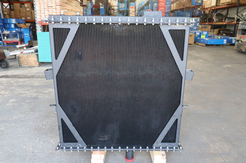 Load image into Gallery viewer, Peterbilt 378 Radiator # 606013
