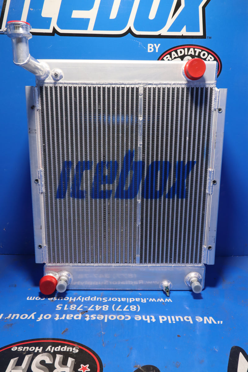 Load image into Gallery viewer, Hyster XL190 Radiator # 940058
