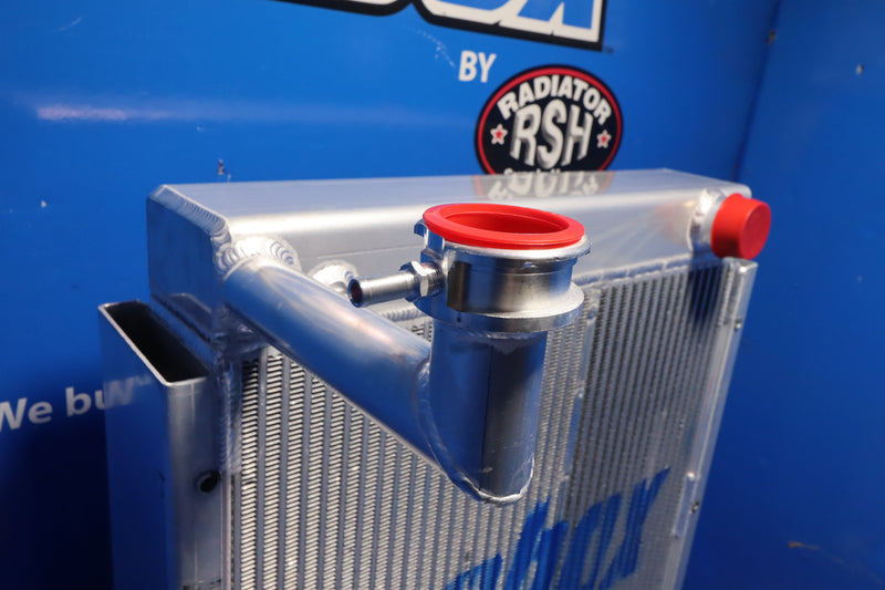 Load image into Gallery viewer, Hyster XL190 Radiator # 940058
