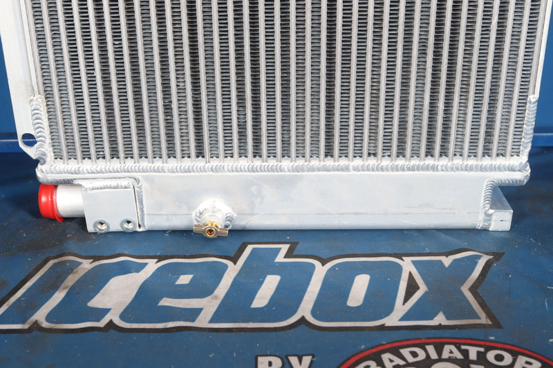 Load image into Gallery viewer, Hitachi EX350LCH-5 Radiator # 870359
