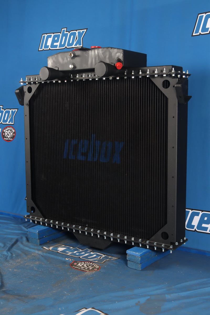 Load image into Gallery viewer, Kenworth W-900 A/B Radiator # 604015
