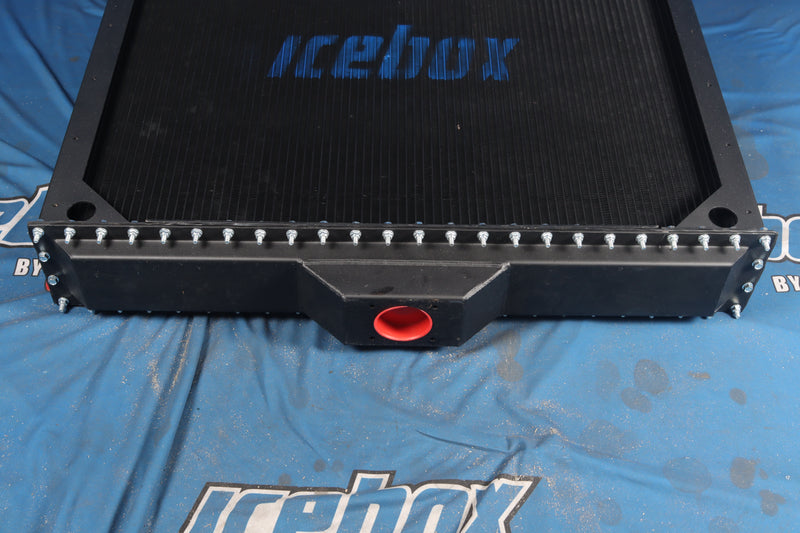 Load image into Gallery viewer, Kenworth W-900 A/B Radiator # 604015
