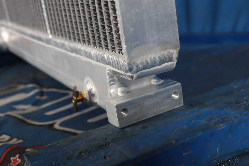 Load image into Gallery viewer, Kobelco SK210LC, SK200-6ES,SK235SR-1E Radiator # 927568
