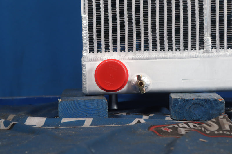 Load image into Gallery viewer, Kobelco SK350-9 Radiator # 927563
