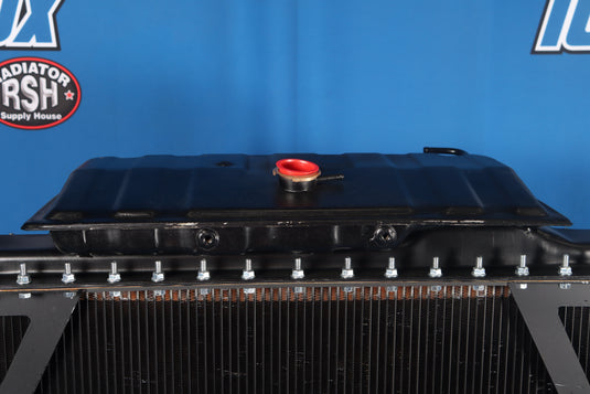 Peterbilt 357, 375, 378, 379 Radiator