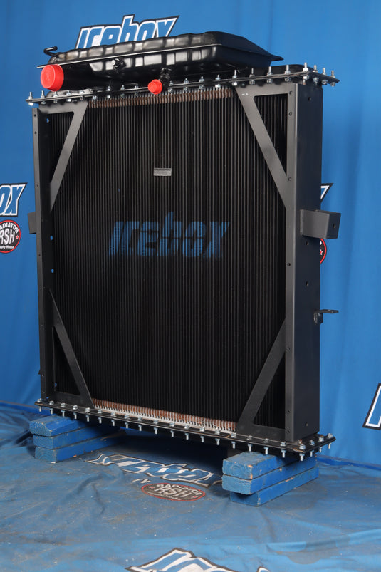 Peterbilt 357, 375, 378, 379 Radiator