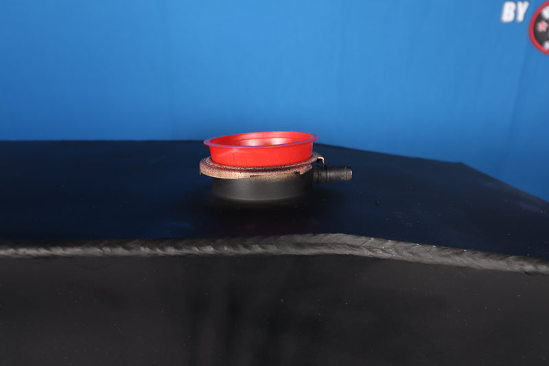 Load image into Gallery viewer, Kenworth T600 / T800 Radiator # 604043
