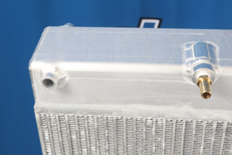Load image into Gallery viewer, John Deere 624J / 644J Radiator # 870208
