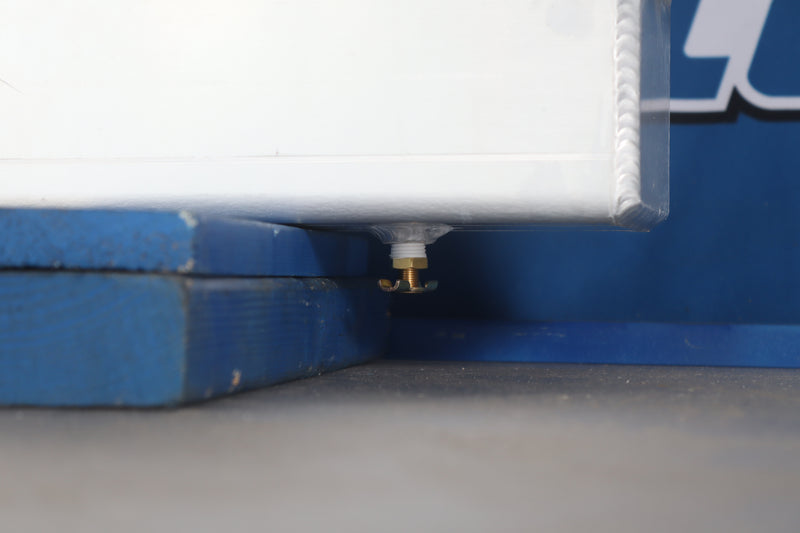 Load image into Gallery viewer, Caterpillar Radiator # 850845
