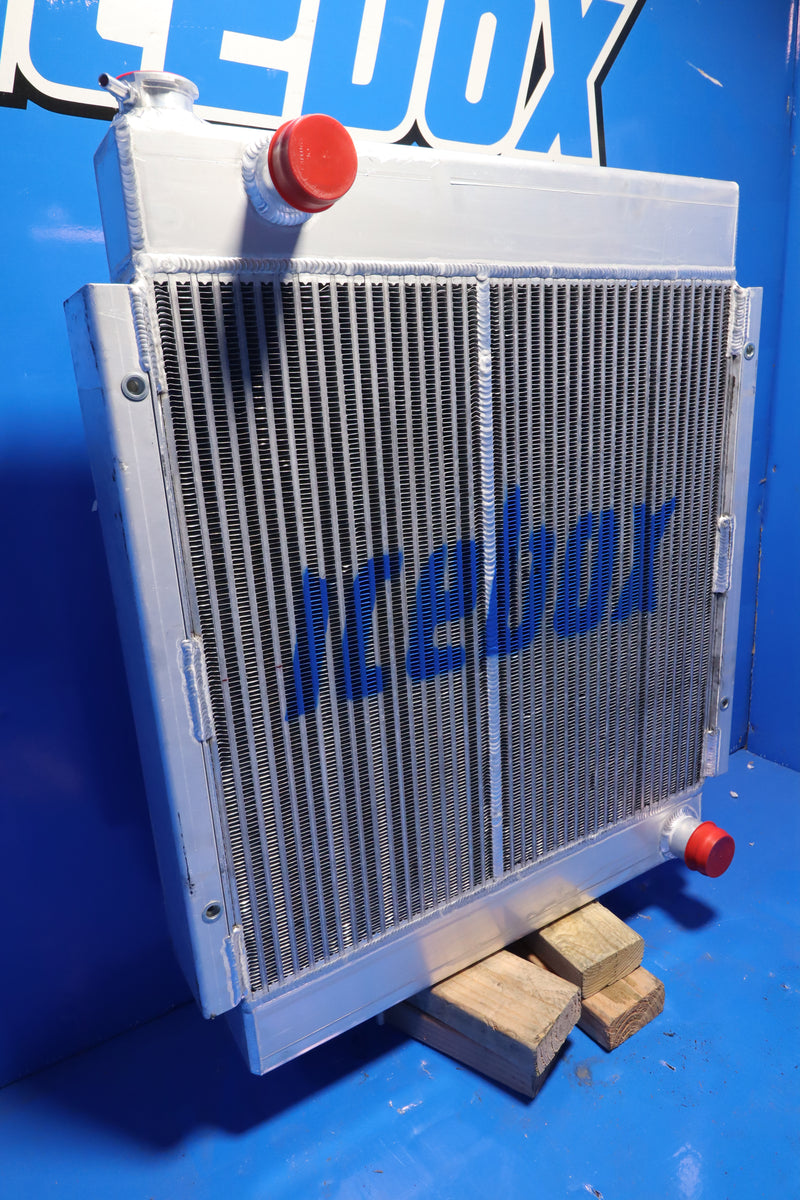 Load image into Gallery viewer, JLG Radiator # 890303
