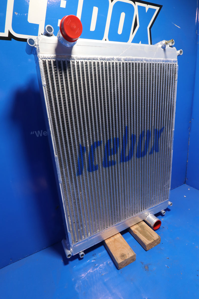 Load image into Gallery viewer, Freightliner FL50-Fl90 Radiator # 601415
