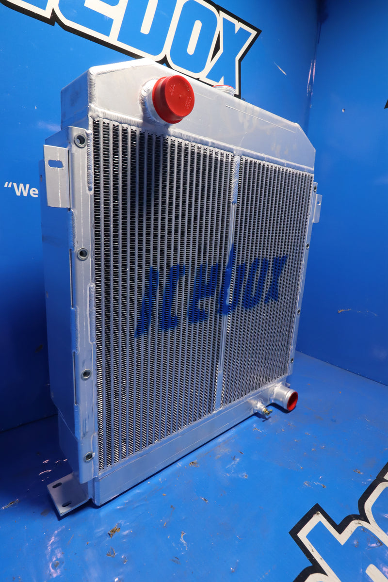 Load image into Gallery viewer, Gradall 534D10 Radiator # 940157
