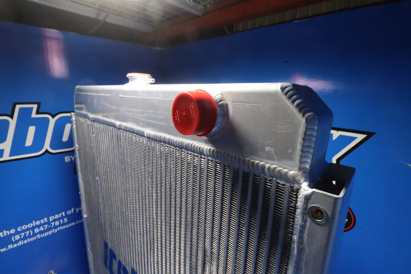 Load image into Gallery viewer, Caterpillar 330C, 330D Radiator # 850329
