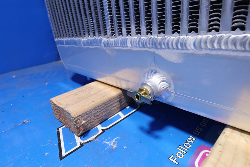 Load image into Gallery viewer, Hitachi ZW250, ZW250-3, ZW250-HCMF Radiator # 871200
