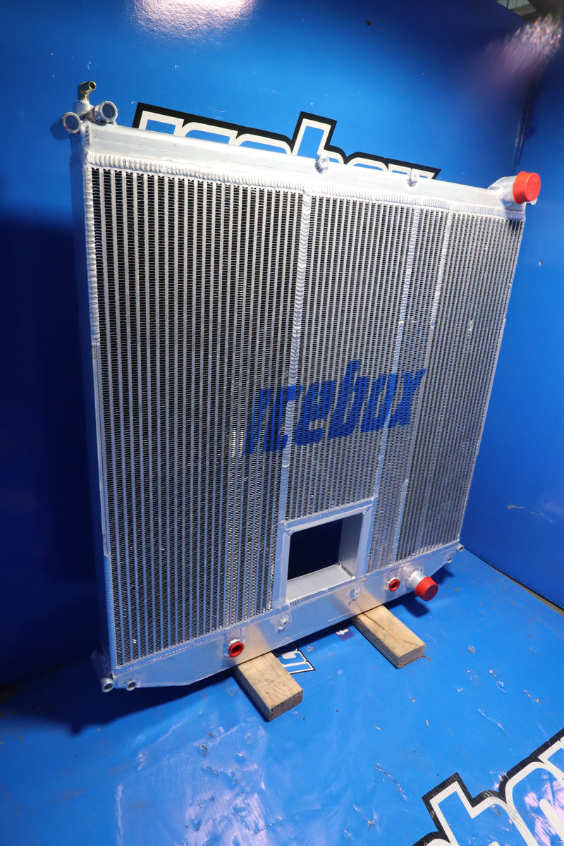 Load image into Gallery viewer, Freightliner Radiator # 601993
