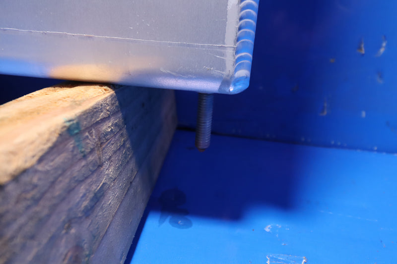 Load image into Gallery viewer, John Deere L465, LX465, LX485, L565, L665 Radiator # 871203
