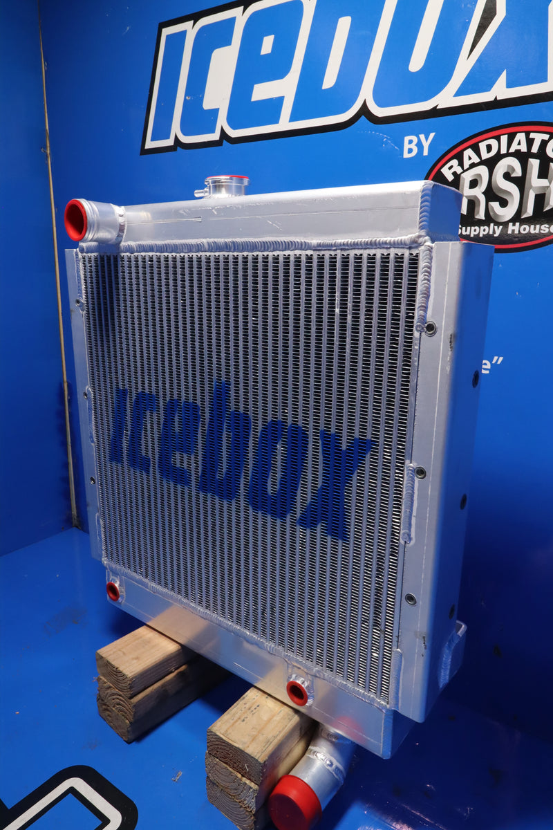Load image into Gallery viewer, Hyster H180H Radiator # 940137
