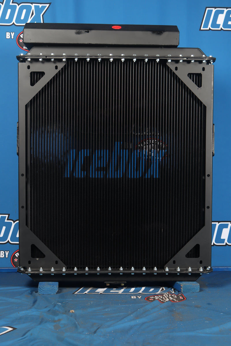Load image into Gallery viewer, Freightliner Radiator # 601003
