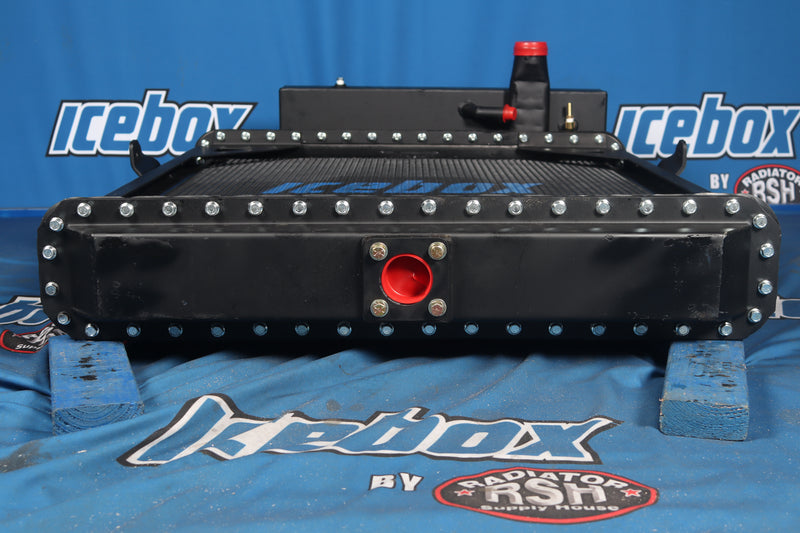 Load image into Gallery viewer, Freightliner Radiator # 601003
