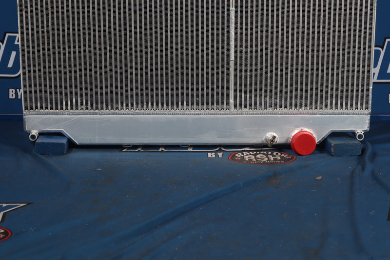 Load image into Gallery viewer, Freightliner Radiator # 601235
