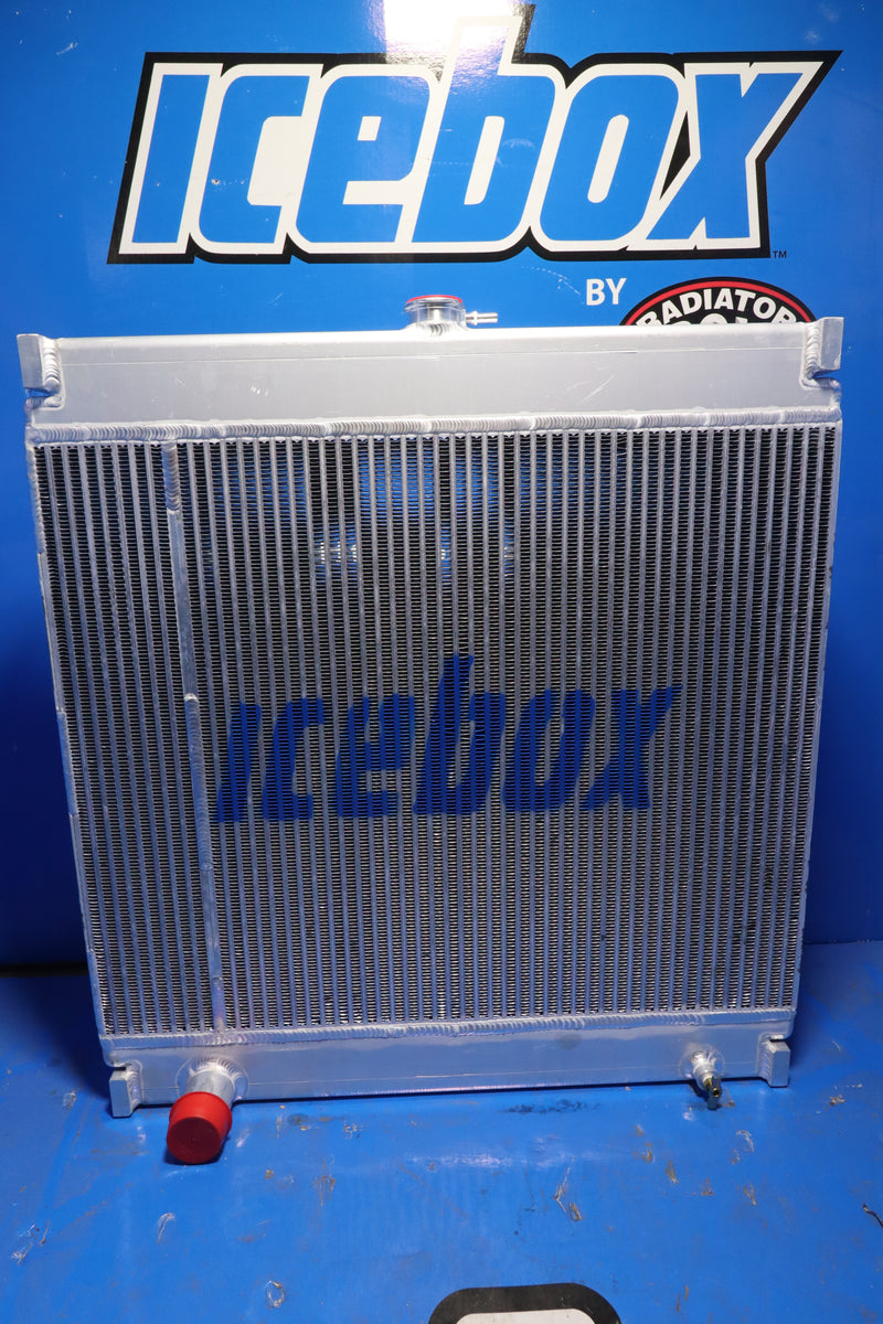 Load image into Gallery viewer, Toyota 4FD150, 4FD180, 4FD200 Radiator # 940223
