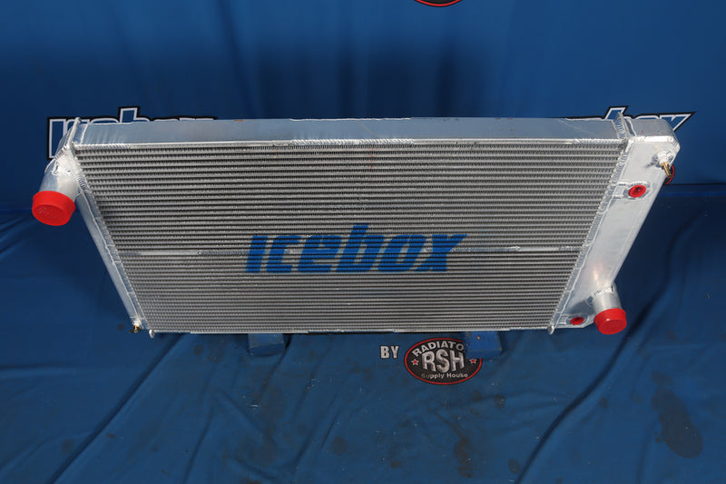 Load image into Gallery viewer, International 7300, -7700 Series Radiator # 603134
